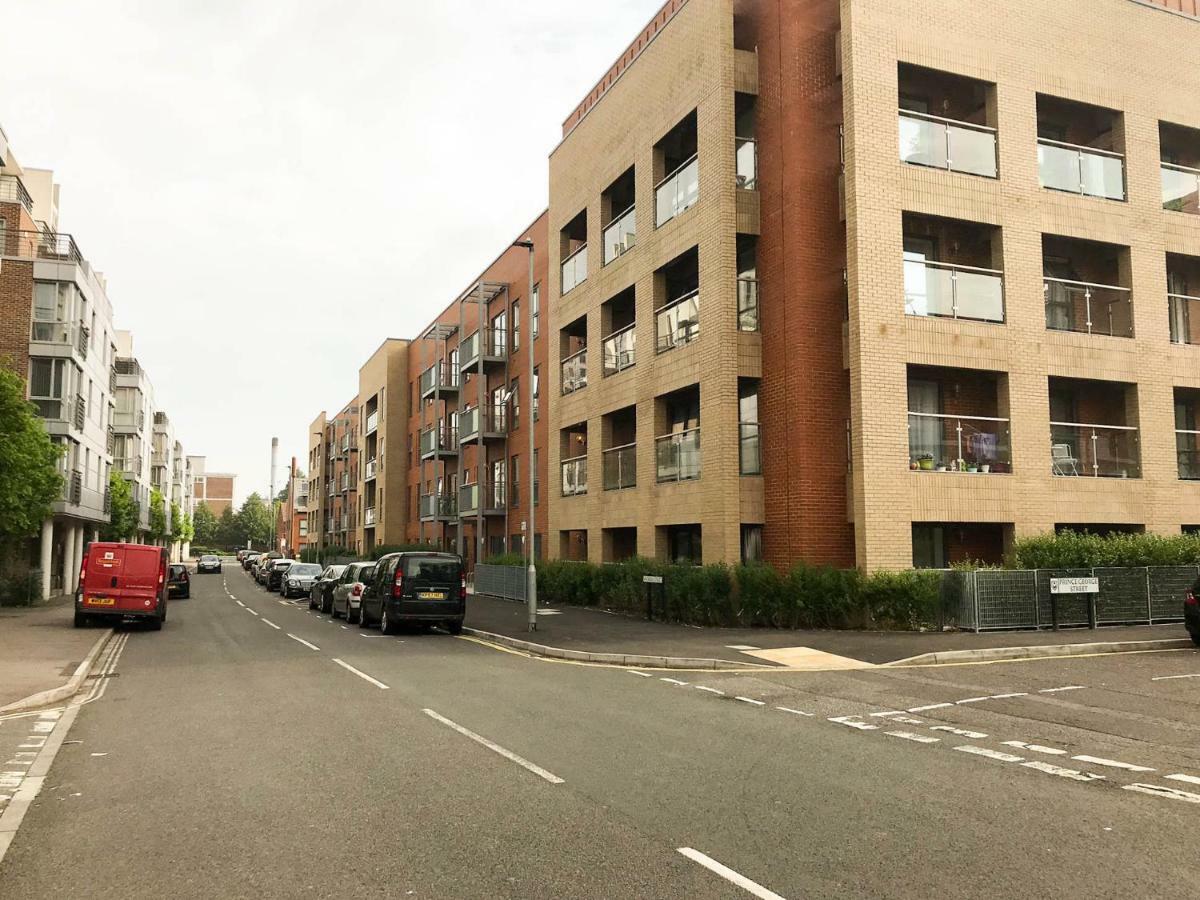 City Centre Apartment Portsmouth Exterior foto